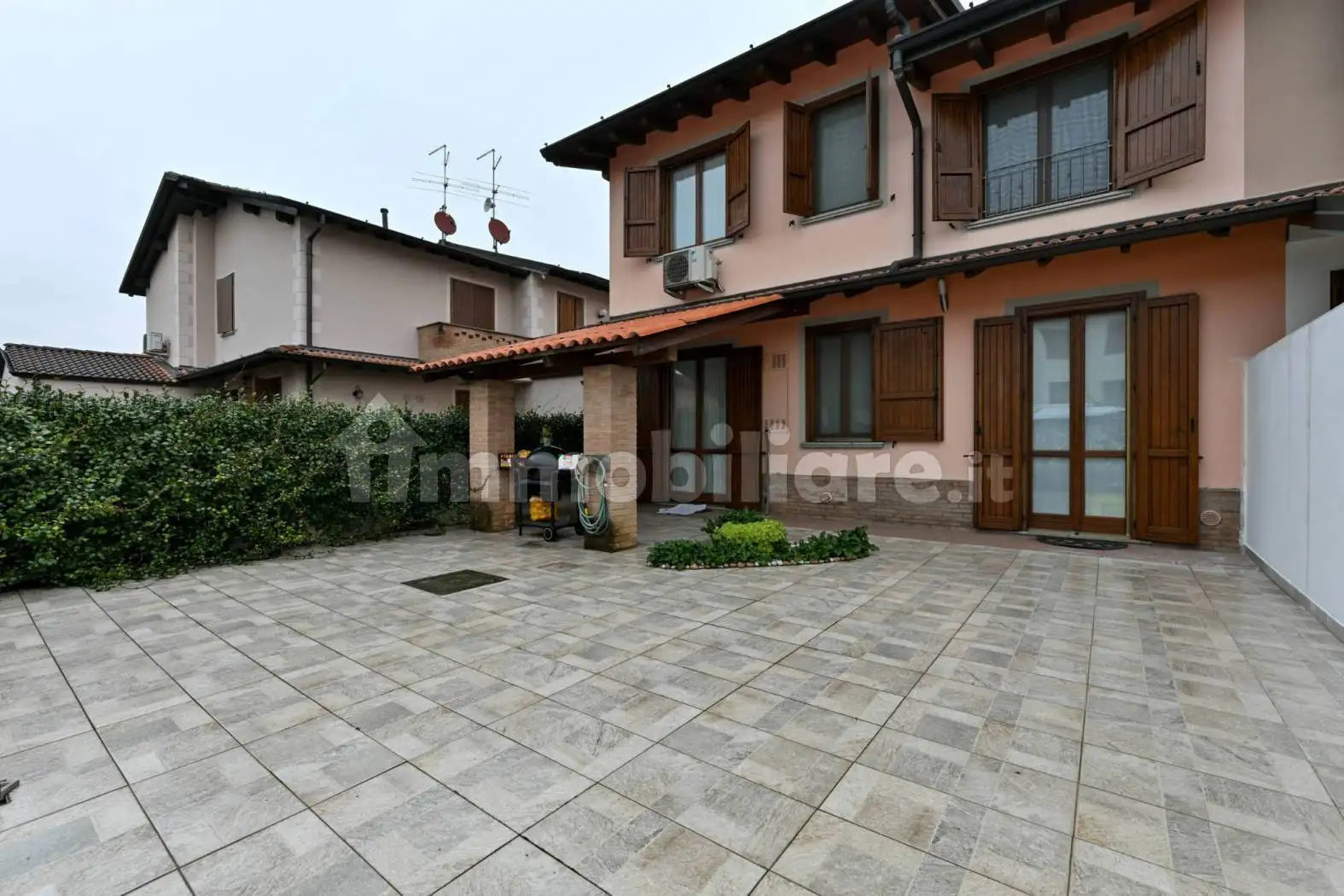 Villa a schiera via Generale Carlo Alberto Dalla Chiesa 37, Agnadello - foto 2