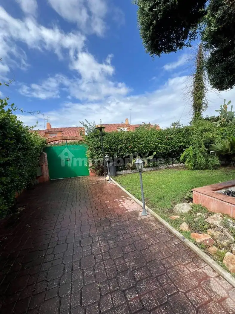 Villa bifamiliare viale Colle Romito 58, Colle Romito, Ardea - foto 5