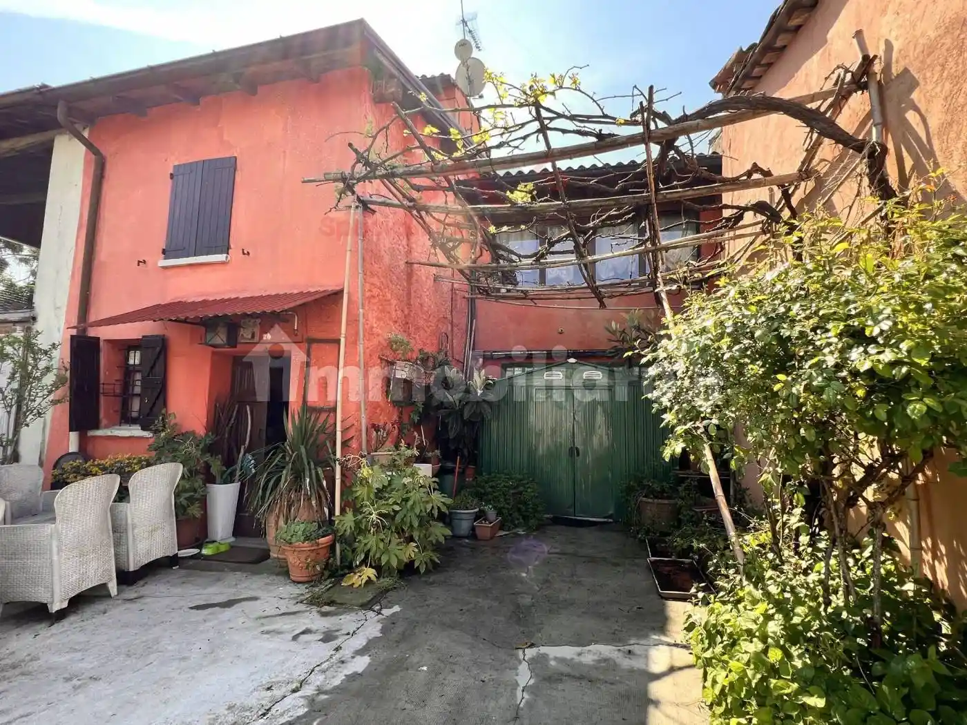 Terratetto unifamiliare frazione Casa del Moro 11, Centro, Castana - foto 2