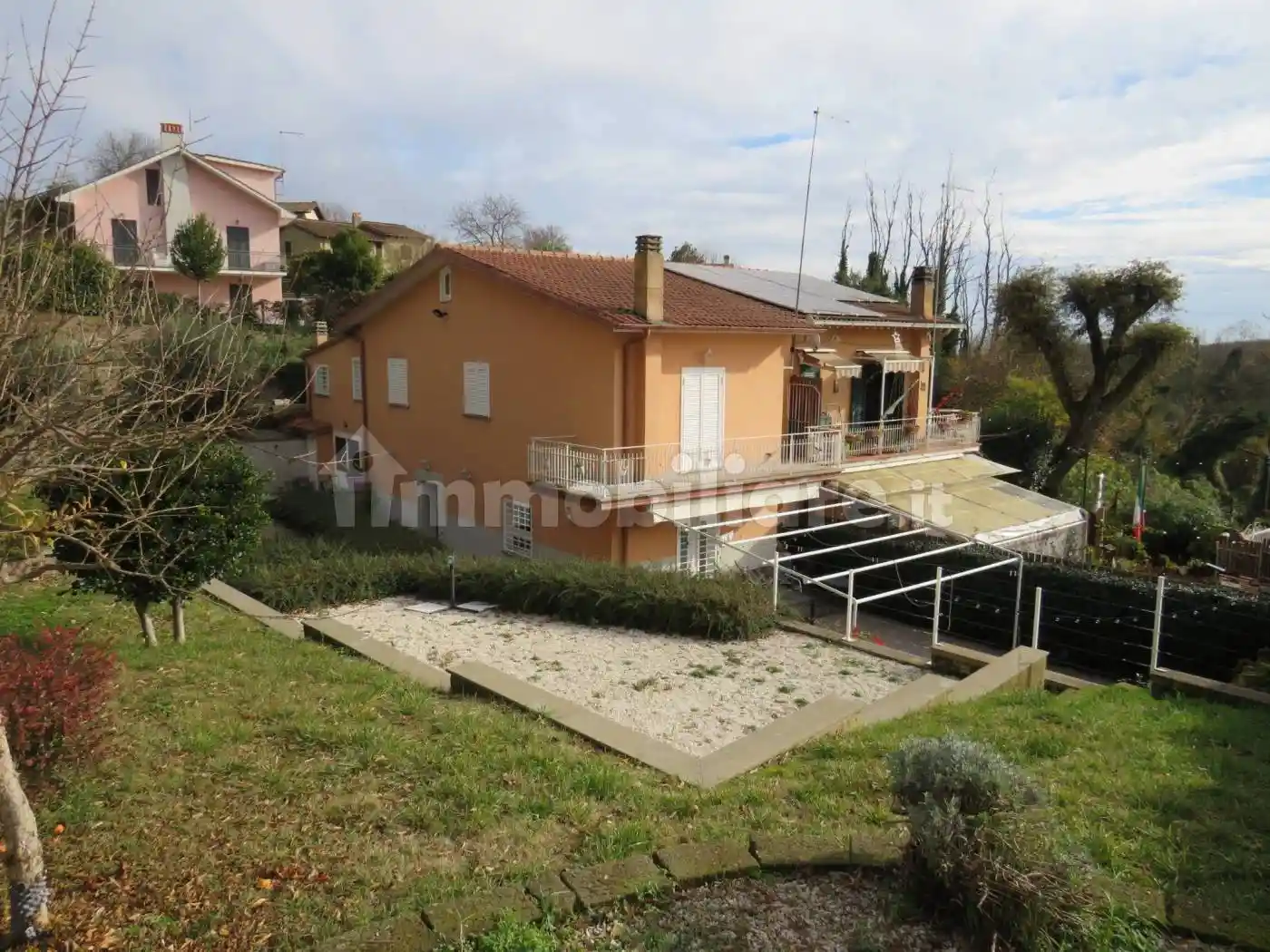 Villa in vendita a Ronciglione