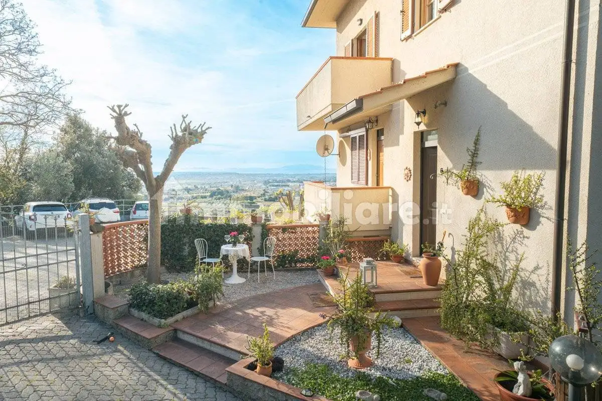 Appartamento in vendita a Rosignano Marittimo