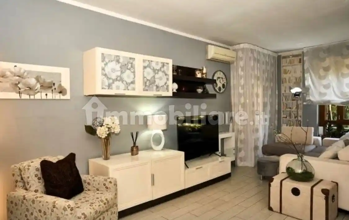 Appartamento via Aldo Moro 17, Centro, Aprilia - foto 5