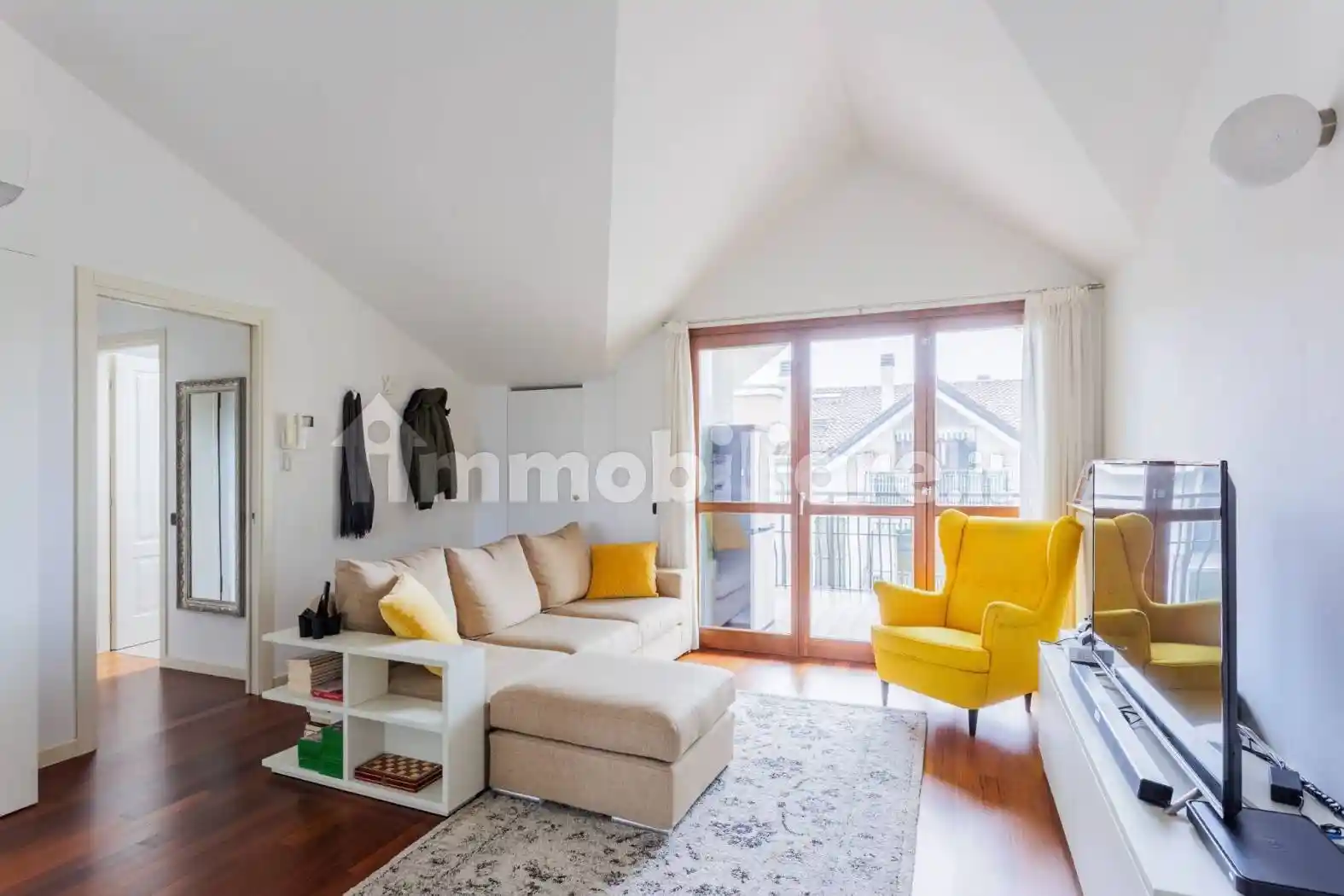 Appartamento in vendita a Lesmo