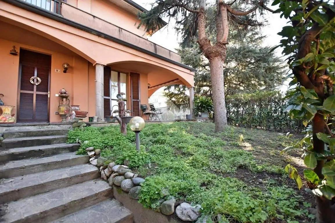 Villa a schiera via Delle Quattro Marie 18, Bellinzago Lombardo - foto 2