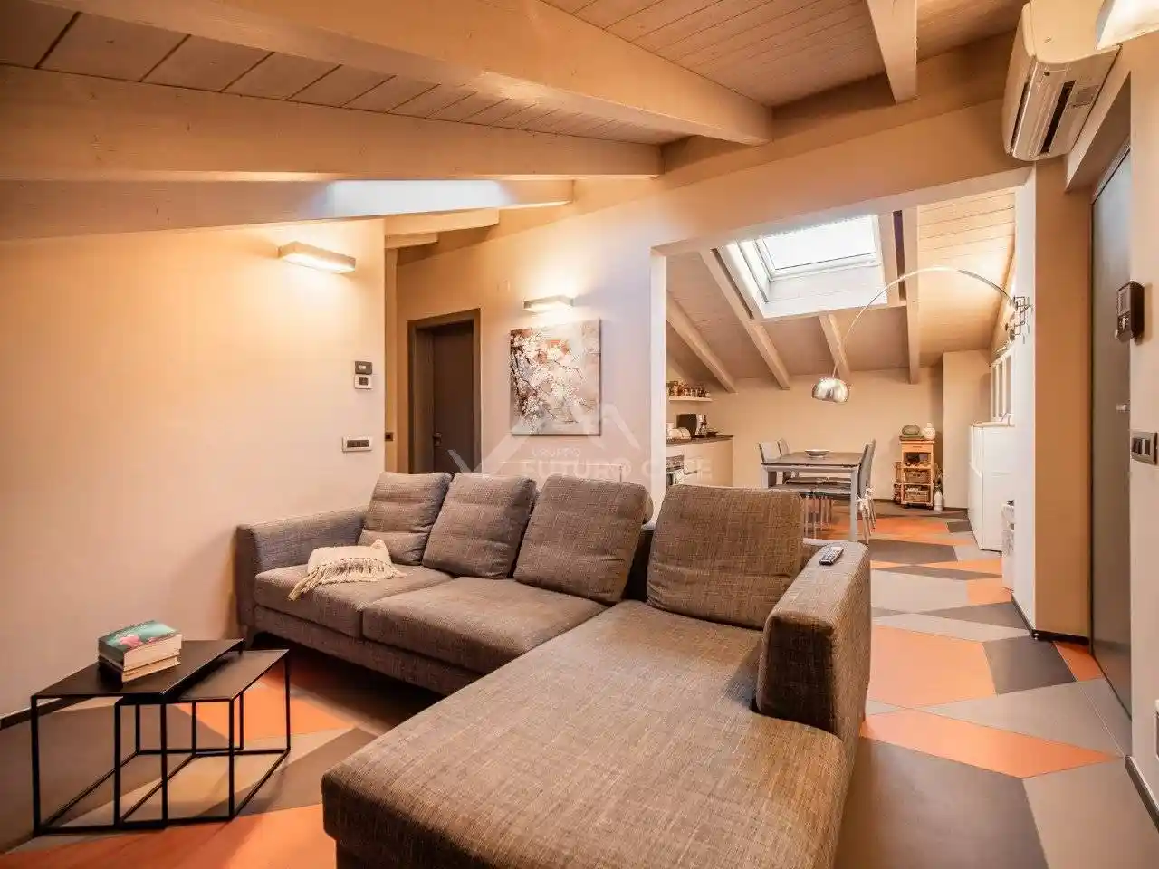 Attico ottimo stato, 90 m², Ospedale - Villaggio Manenti, Reggio Emilia - foto 2