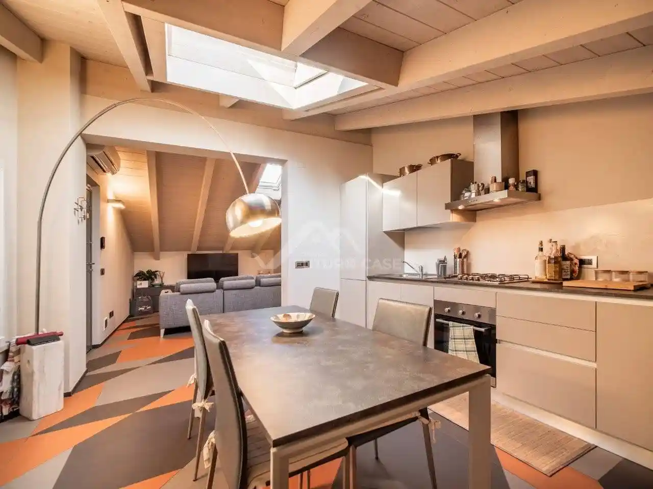 Attico ottimo stato, 90 m², Ospedale - Villaggio Manenti, Reggio Emilia - foto 3