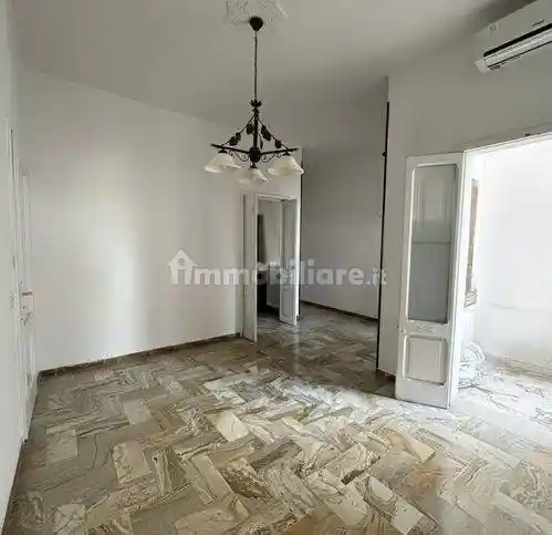 Quadrilocale via Di Leuca 82, Castromediano, Cavallino - foto 2