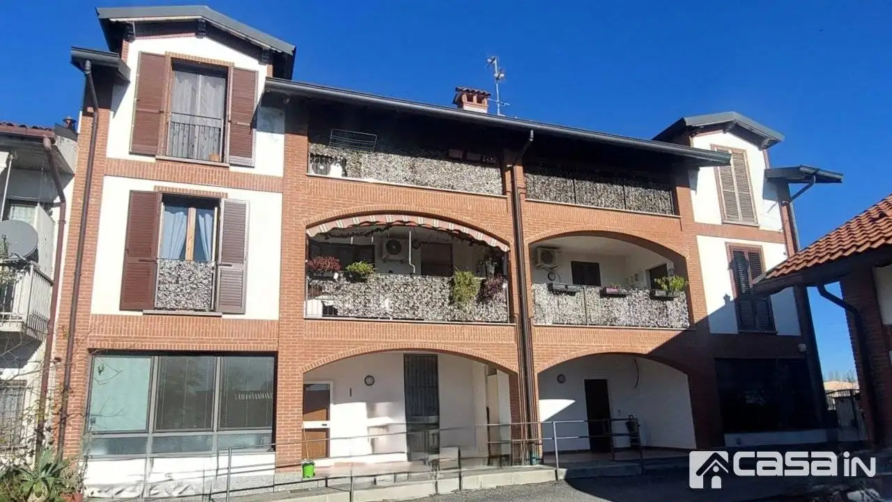 Appartamento in vendita a Vaprio d'Adda