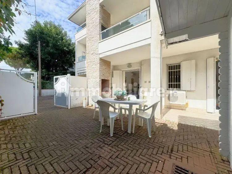 Villa in vendita a Comacchio