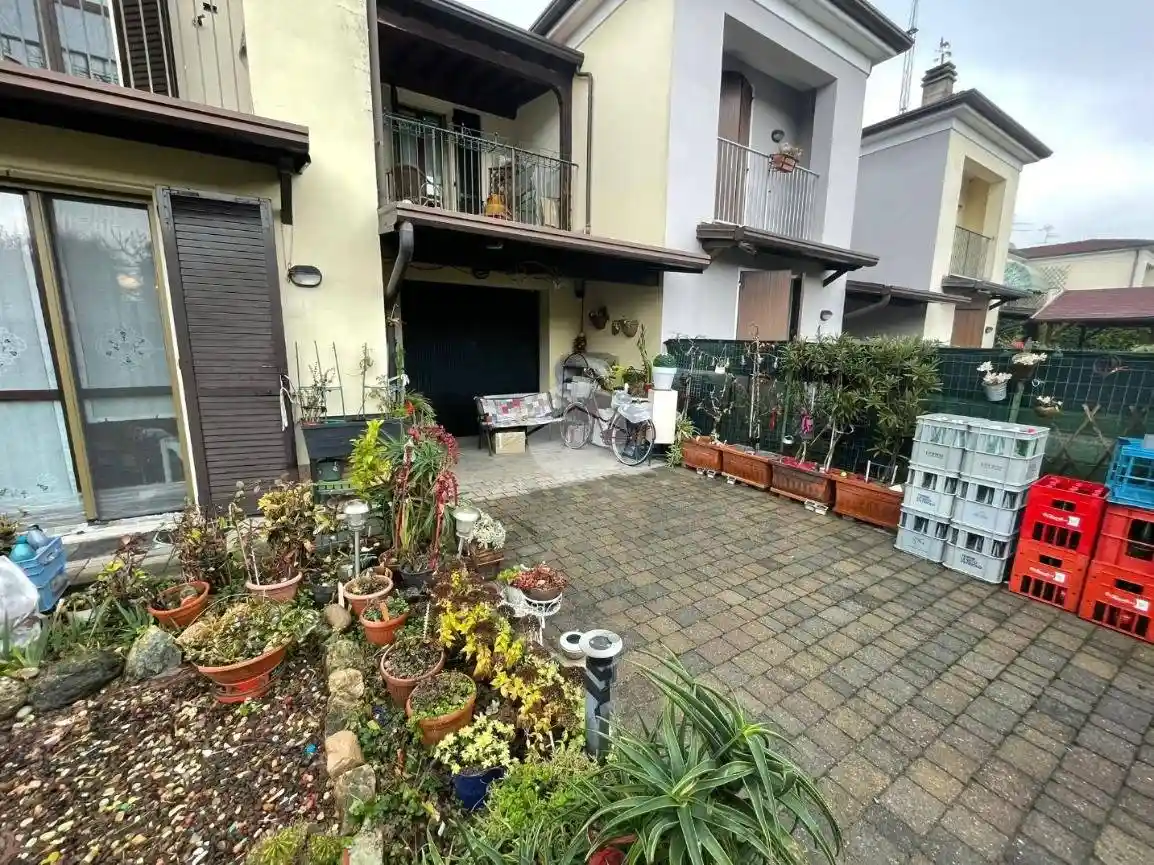 Villa a schiera via Virgilio, San Giorgio Bigarello - foto 3