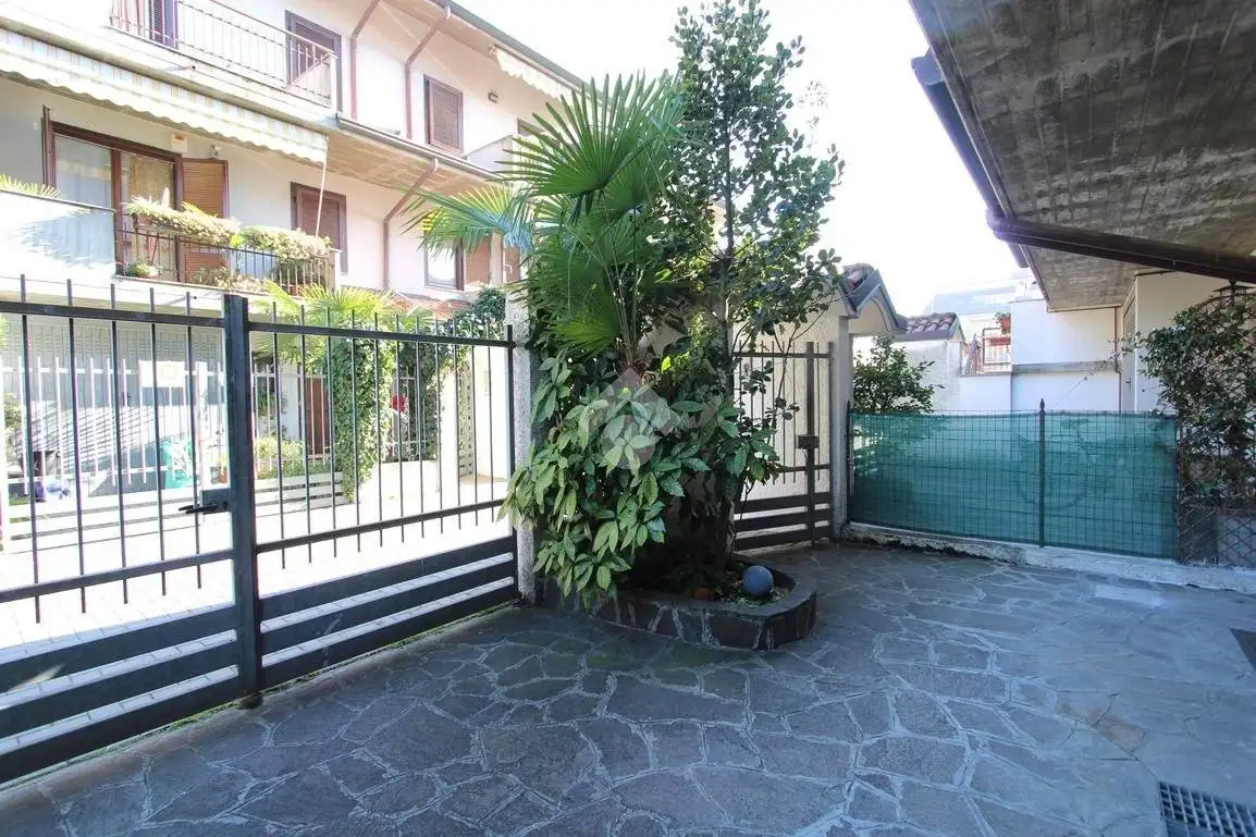 Villa a schiera via San Carlo 22, Bareggio - foto 4
