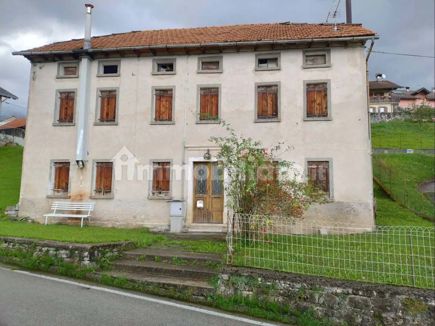 Villa unifamiliare via Don Ermolao Barattin 25, San Martino D'Alpago, Chies d'Alpago