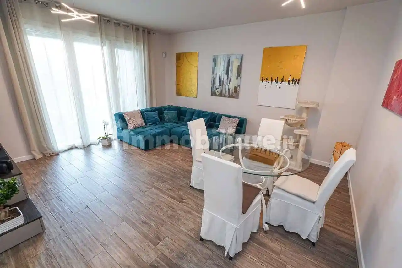 Trilocale via PIER PAOLO PASOLINI 4, Uptown - Mind - Cascina Merlata, Milano - foto 4