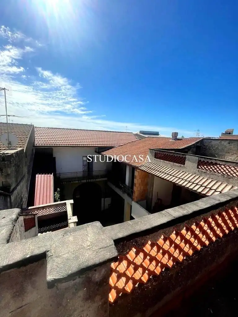 Palazzo - Edificio in vendita a Portico di Caserta