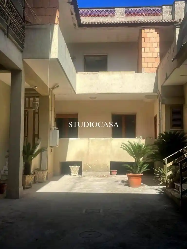 Palazzo - Edificio - foto 2