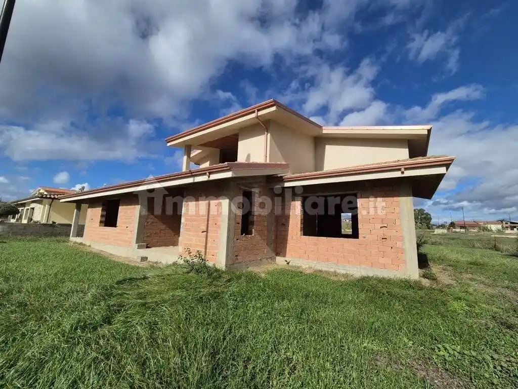 Villa in vendita a Carbonia