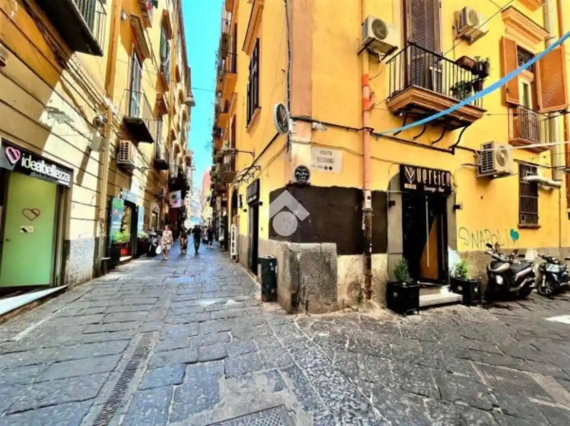 Bilocale via Cavallerizza a Chiaia 8, Chiaia, Napoli - foto 2