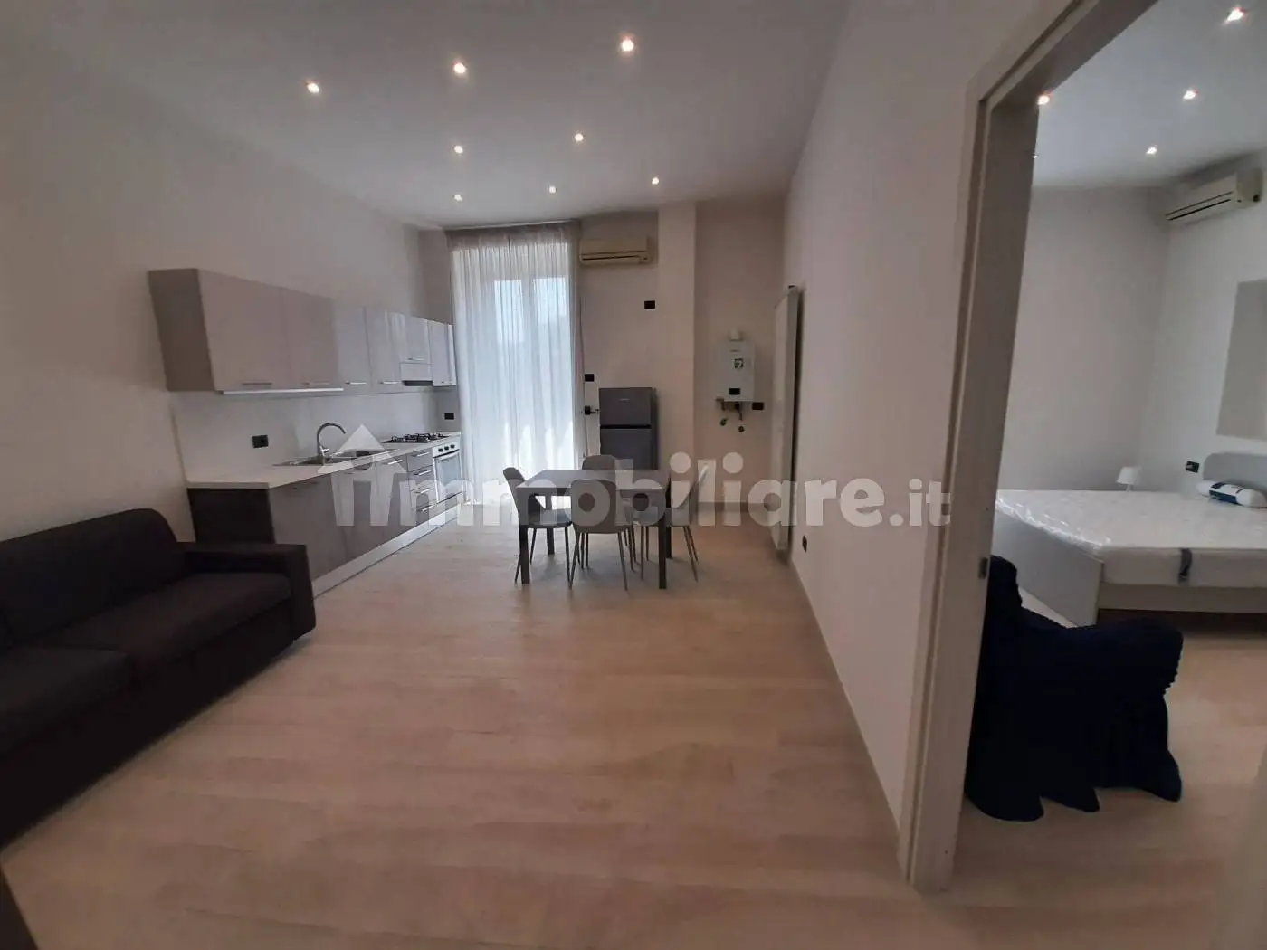 Appartamento in affitto a Napoli