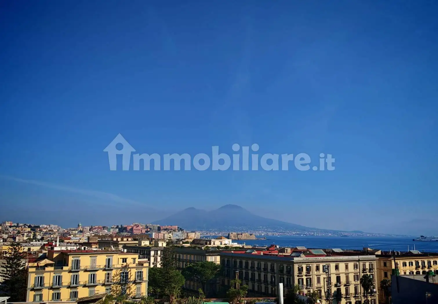 Appartamento in affitto a Napoli
