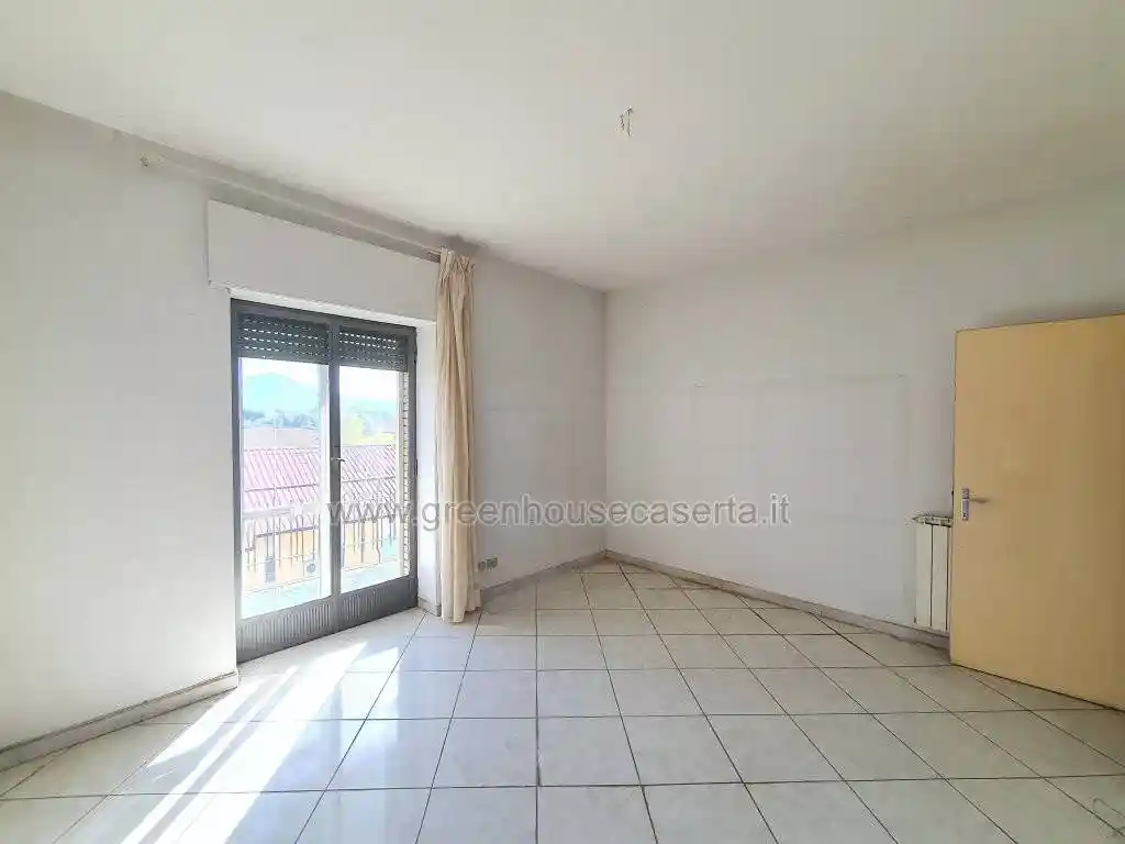 Trilocale via Vescovo Michele Natale 29, Ospedale, Caserta - foto 5