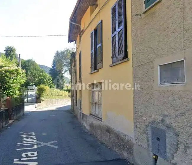 Appartamento in asta a Casalzuigno