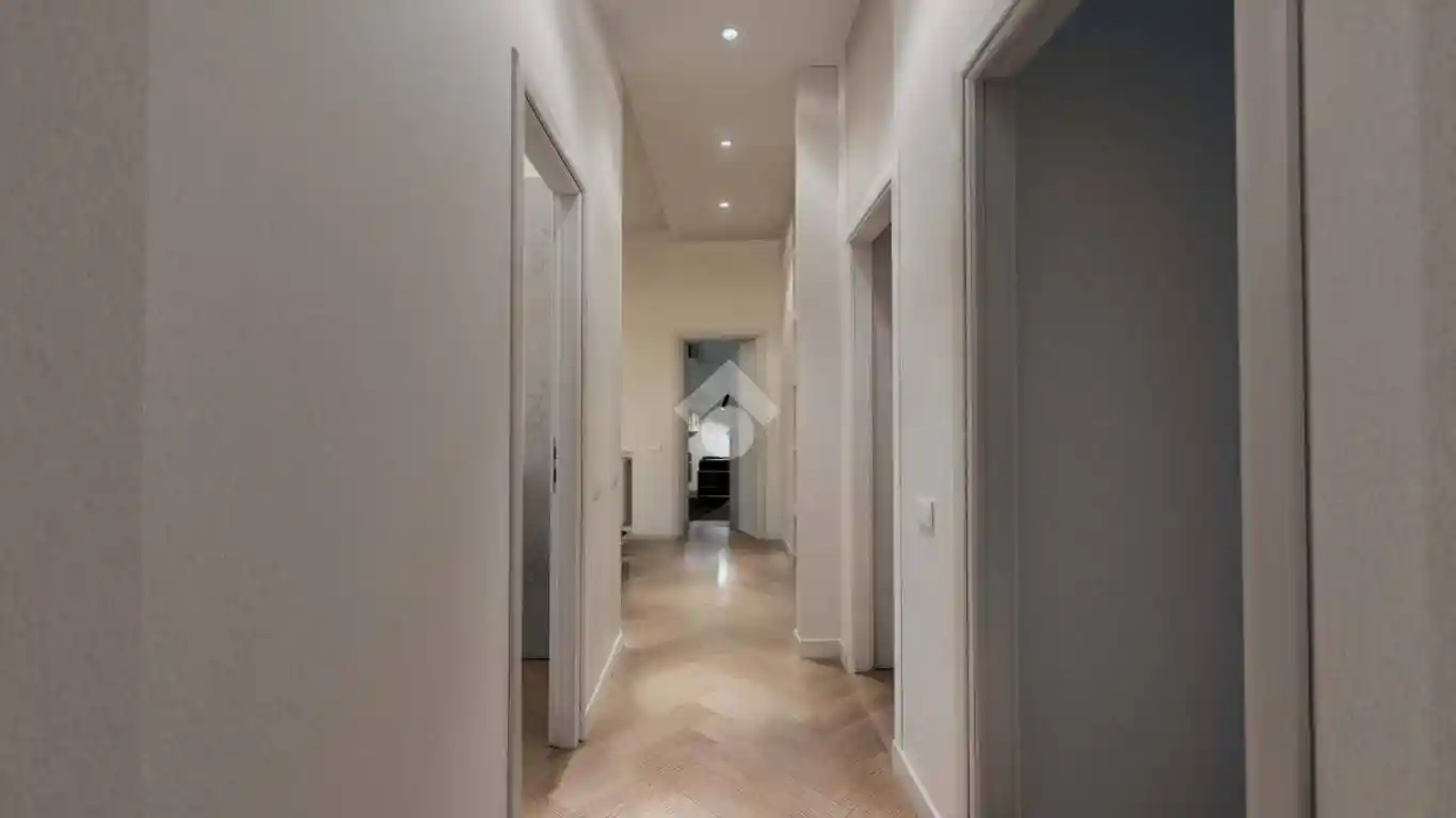 Quadrilocale via corso del popolo 22, Umberto I - Garibaldi, Seregno - foto 3