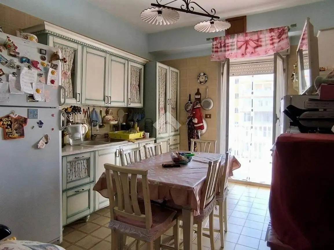 Appartamento in vendita a Palermo