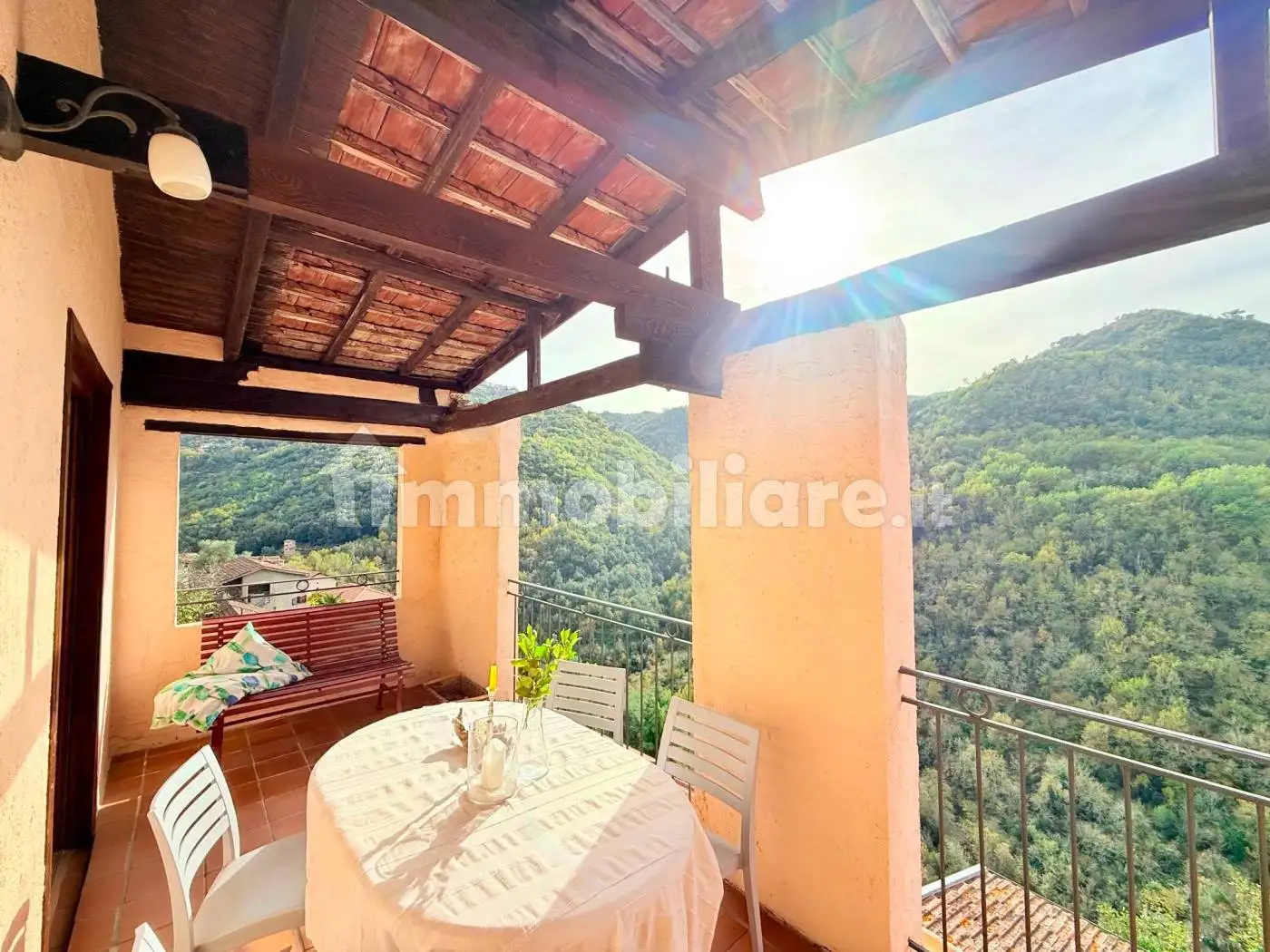 Casa indipendente in vendita a Apricale