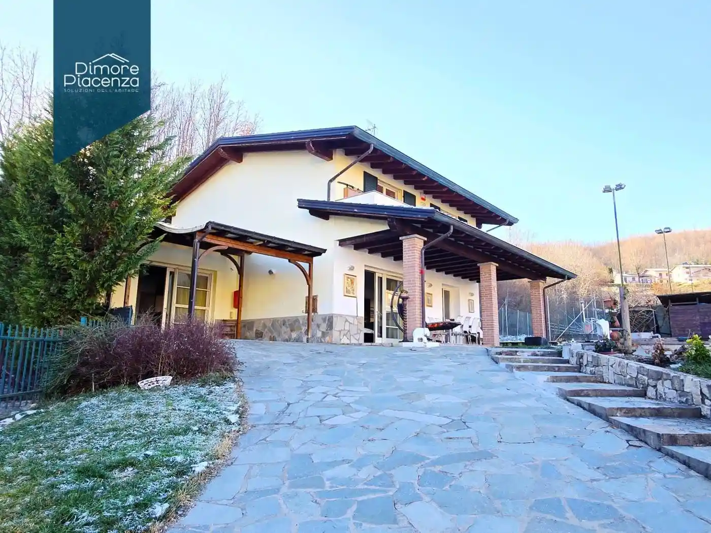 Villa in vendita a Ferriere