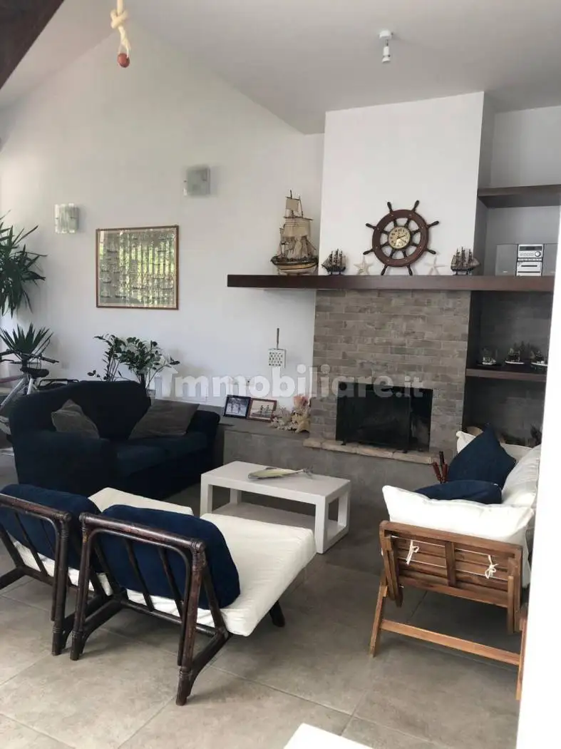 Villetta a schiera in affitto a Fiumicino