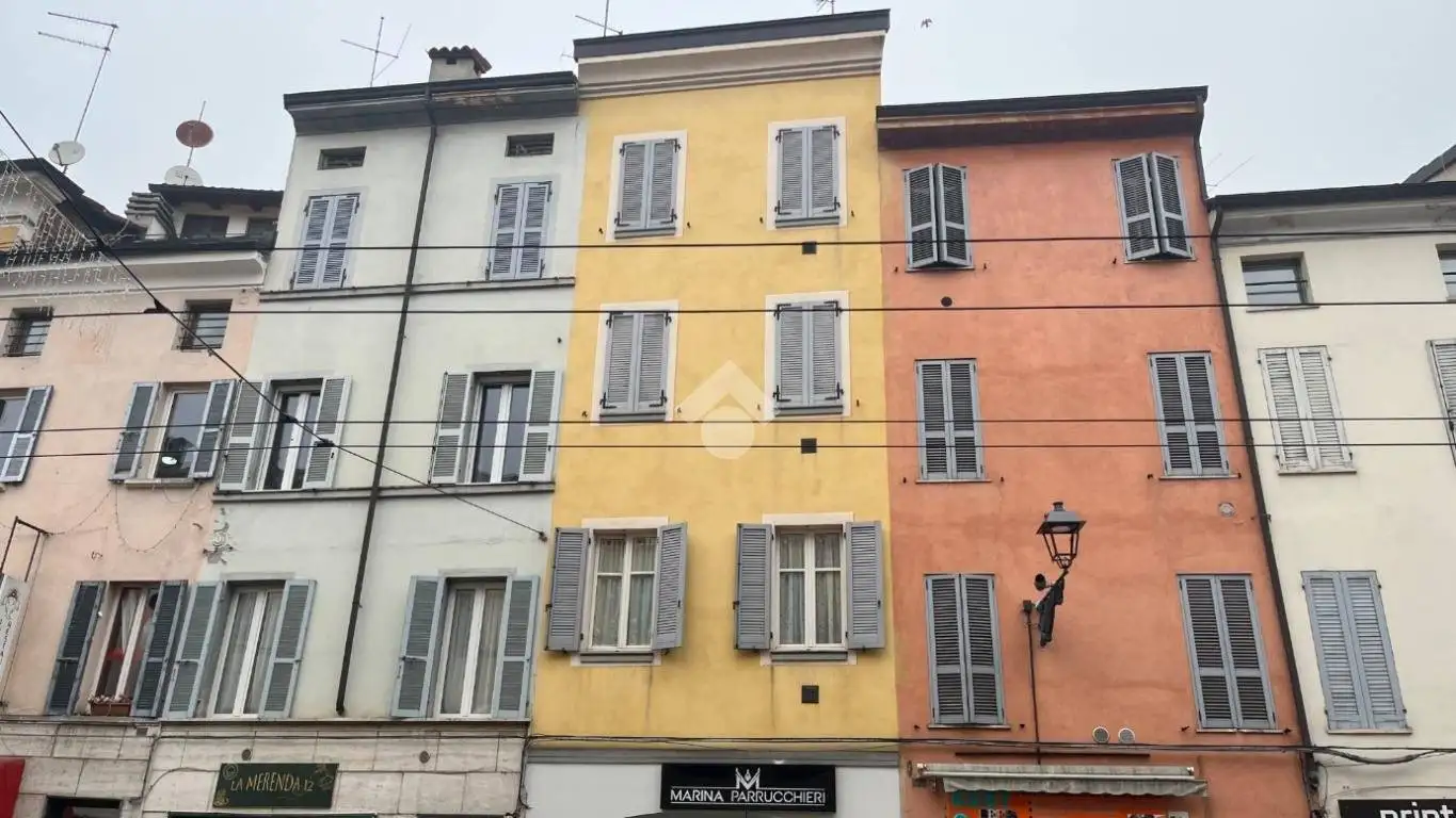 Appartamento in vendita a Parma