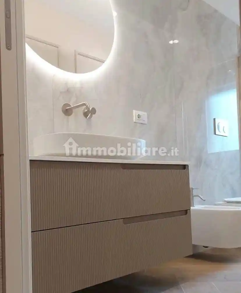 Trilocale Alzaia Naviglio Pavese 2, Navigli - Darsena, Milano - foto 3