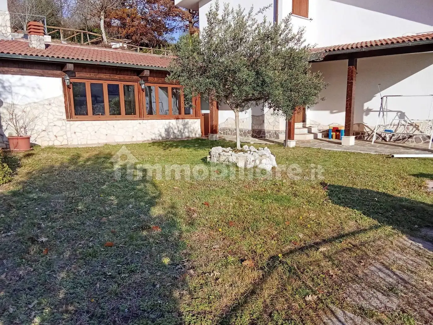 Villa bifamiliare, ottimo stato, 210 m², Arcinazzo Romano - foto 2