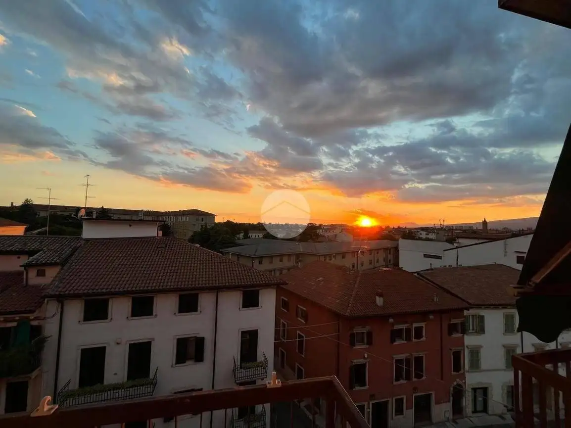 Appartamento in vendita a Verona