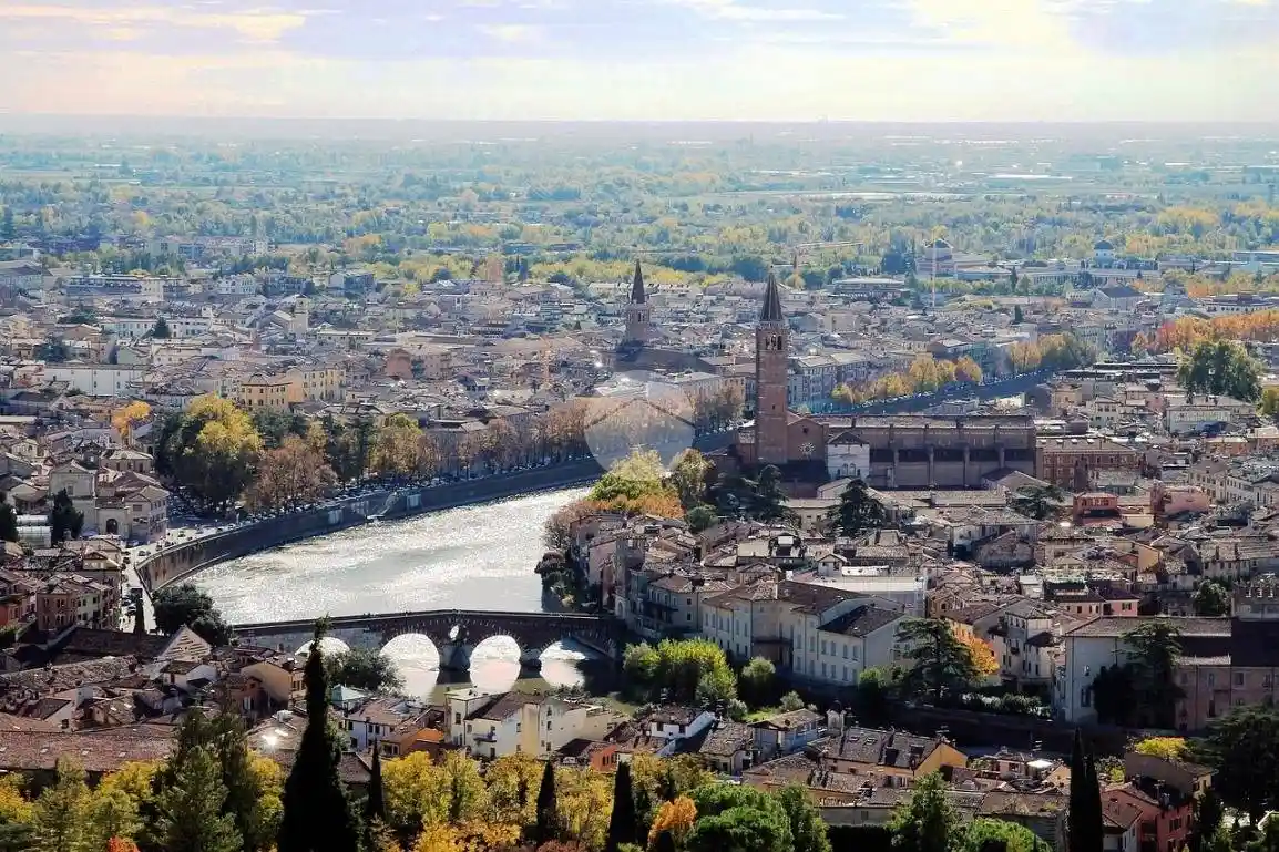 Quadrilocale via Carmelitani Scalzi, Valverde, Verona - foto 4