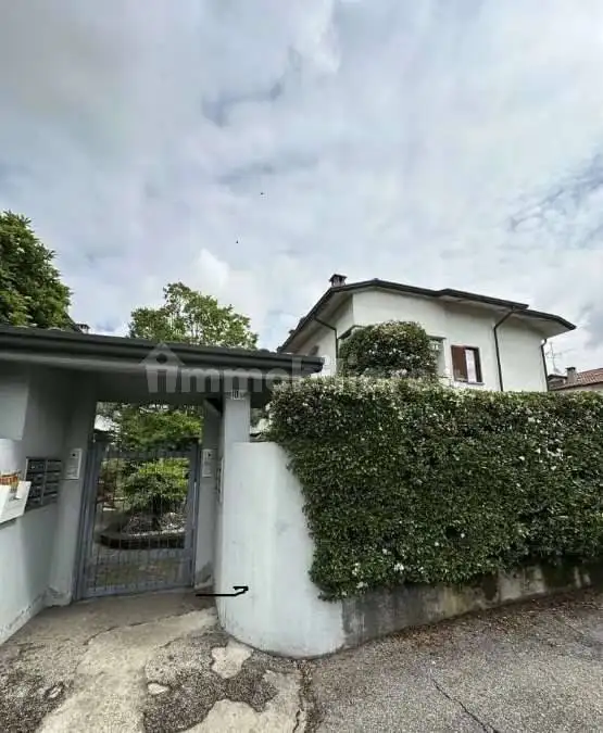 Appartamento in asta a Caponago