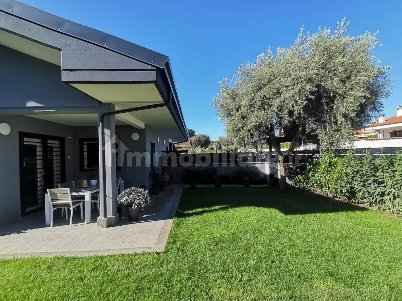 Villa bifamiliare via Poggio Ameno 26, Poggio Fiorito, Guidonia Montecelio - foto 2