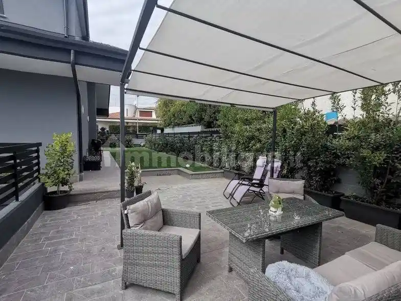 Villa bifamiliare via Poggio Ameno 26, Poggio Fiorito, Guidonia Montecelio - foto 3