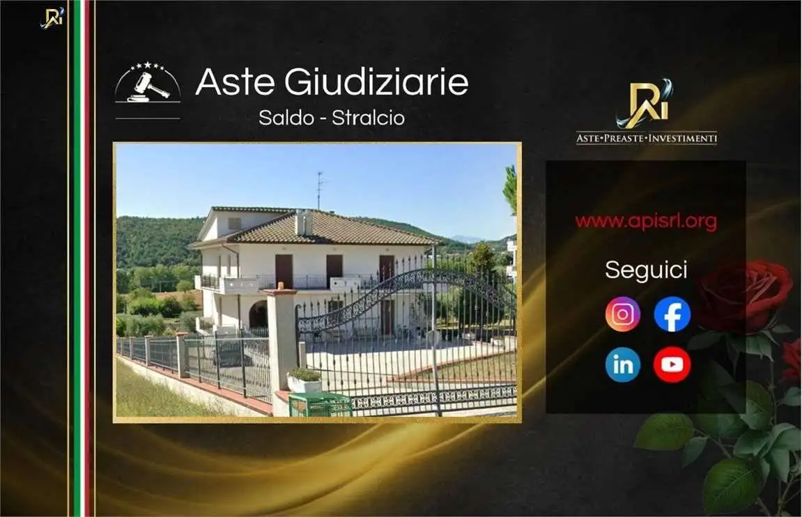 Villa in vendita a Civitella del Tronto