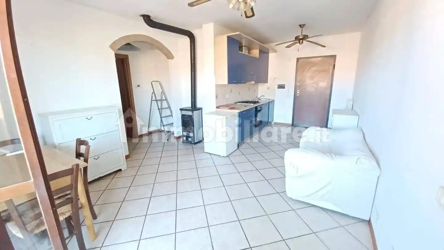 Trilocale ottimo stato, primo piano, Gracciano, Selvamaggio, Belvedere, Colle di Val d'Elsa - foto 2