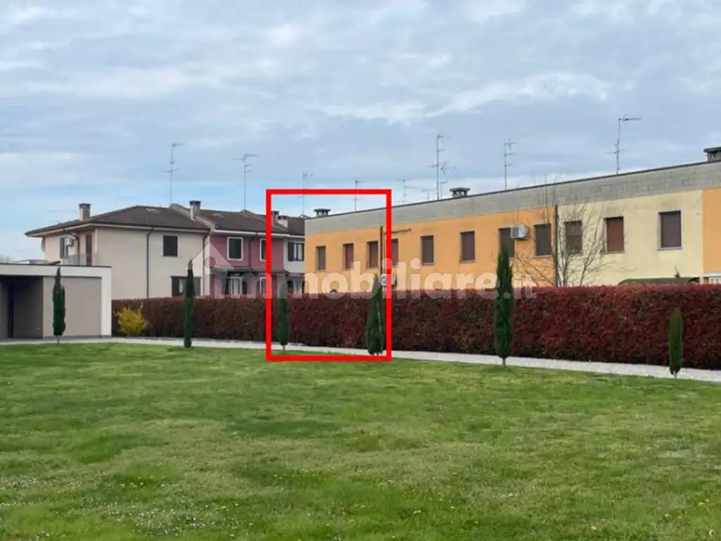Villetta a schiera in asta a Pegognaga