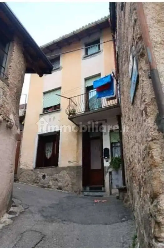 Casa indipendente in asta a Pasturo