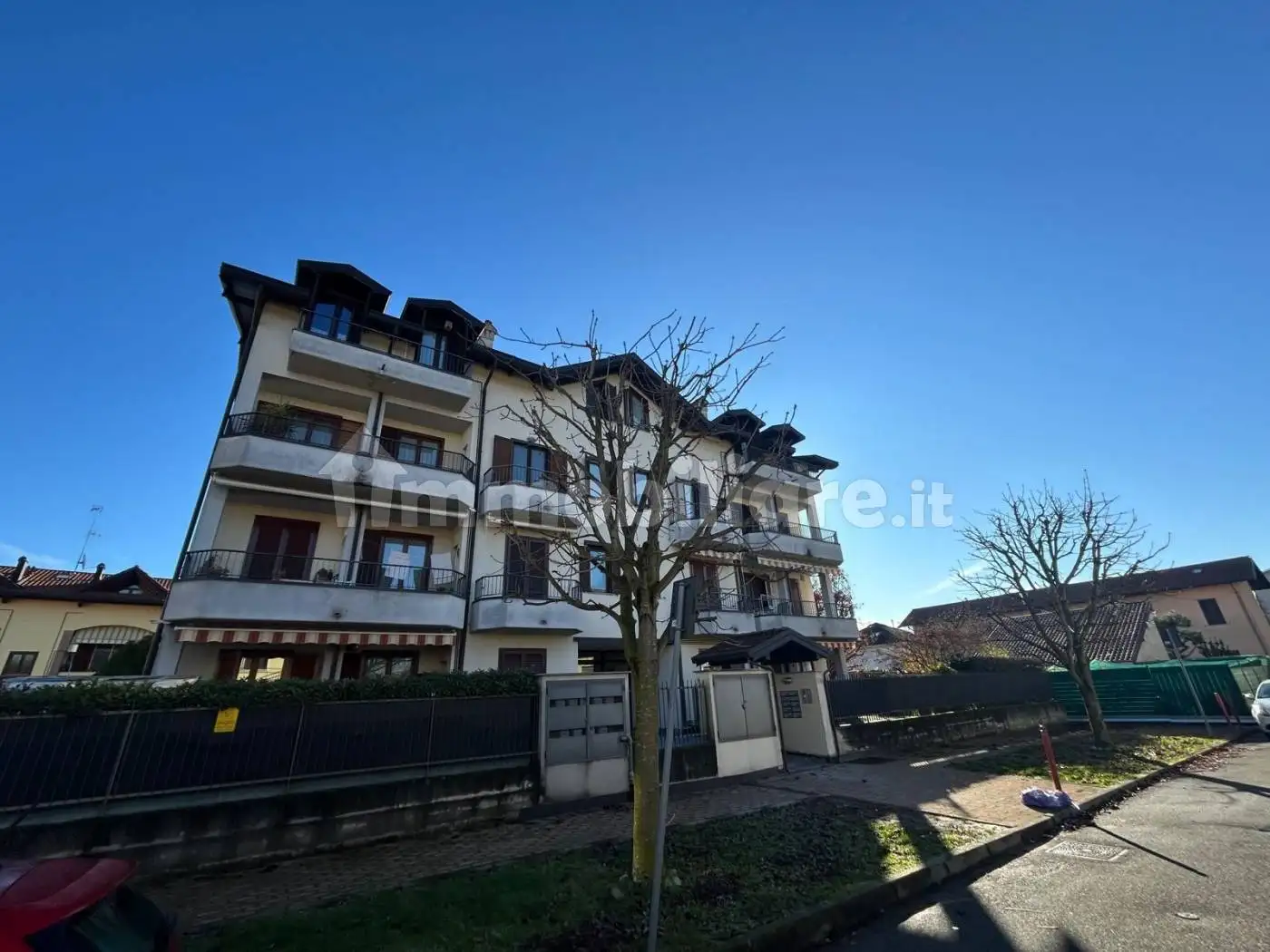 Bilocale via Carreggia 84/a, Cardano al Campo - foto 2