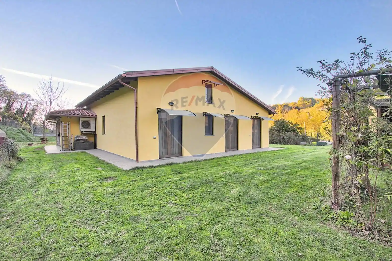 Villa in vendita a Castelfranco Piandisco