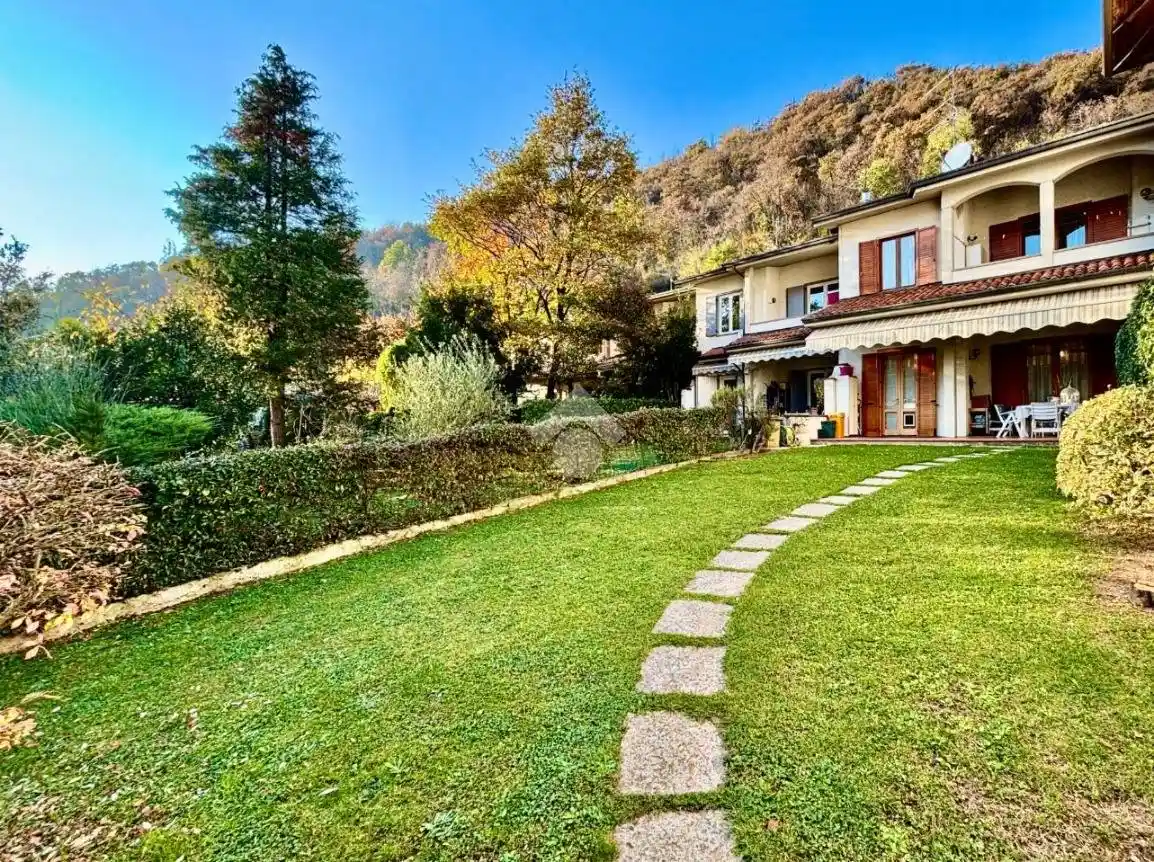 Villetta a schiera in vendita a Sarezzo