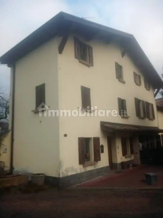 Casa indipendente in asta a Quattro Castella