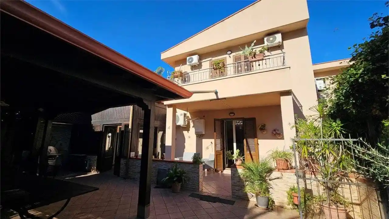 Villa in vendita a Isola delle Femmine