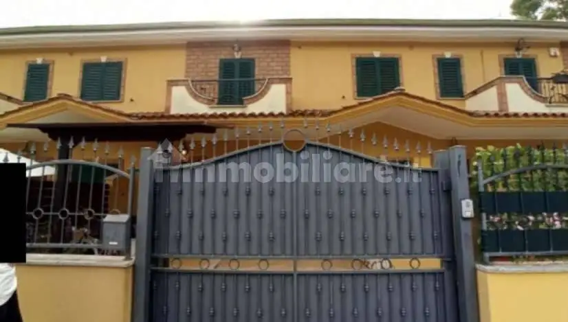 Villetta a schiera in asta a Anzio