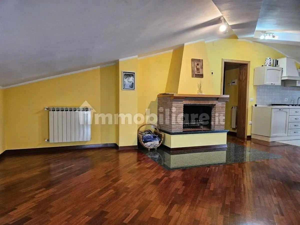 Attico - Mansarda in affitto a Perugia