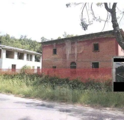 Palazzo - Stabile in asta a San Miniato